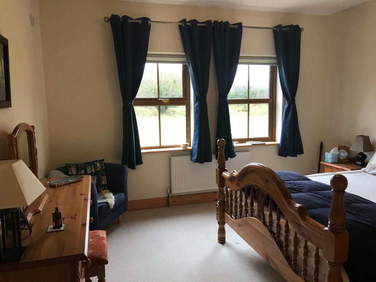Riverbend Lodge B & B Oughterard Exterior foto